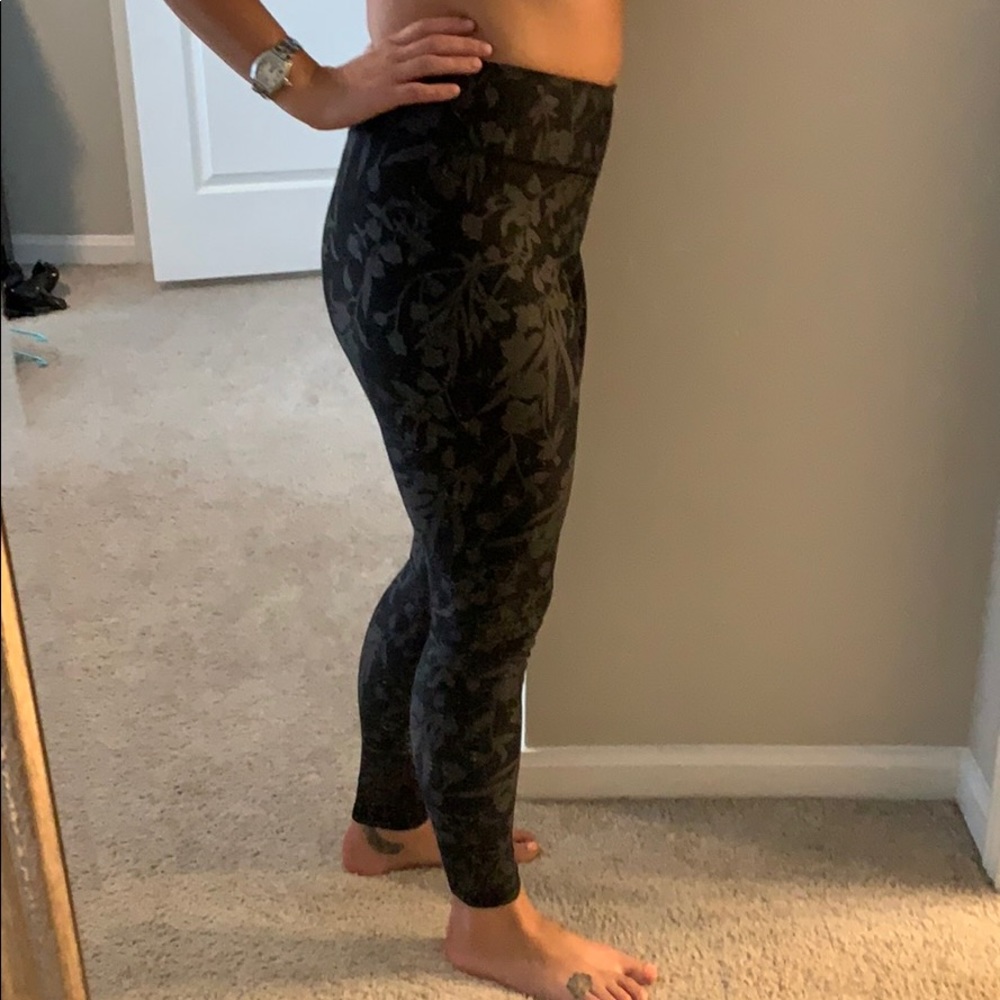 Fabletics floral leggings